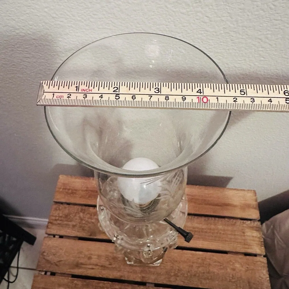 VINTAGE GLASS ROUND‎ HURRICANE TABLE LAMP WITH CRYSTAL PRISMS